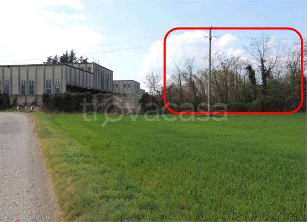 terreno agricolo in vendita ad Abbiategrasso in zona Mendosio