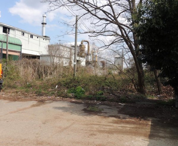 negozio in vendita ad Abbiategrasso in zona Mendosio