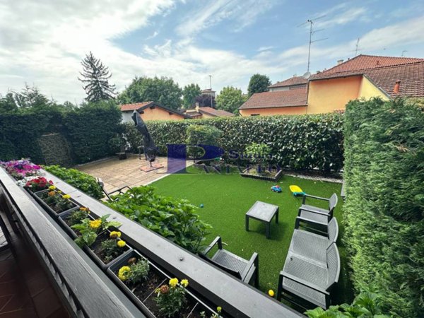 appartamento in vendita ad Abbiategrasso in zona Castelletto