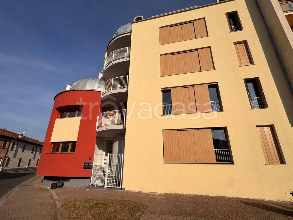 appartamento in vendita ad Abbiategrasso