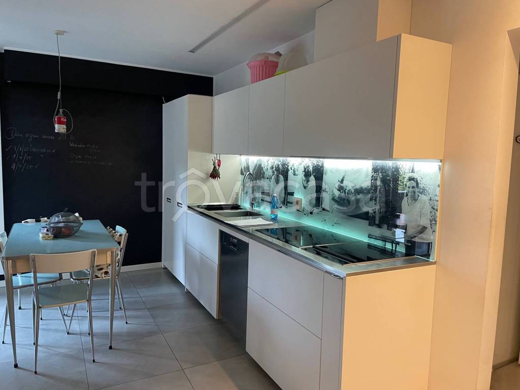 appartamento in vendita ad Abbiategrasso