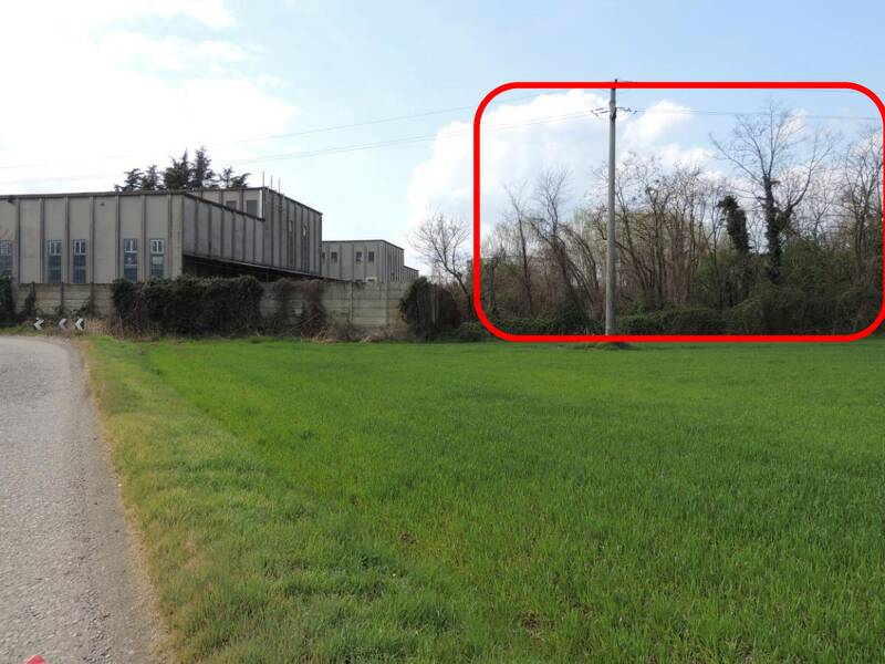 negozio in vendita ad Abbiategrasso in zona Mendosio