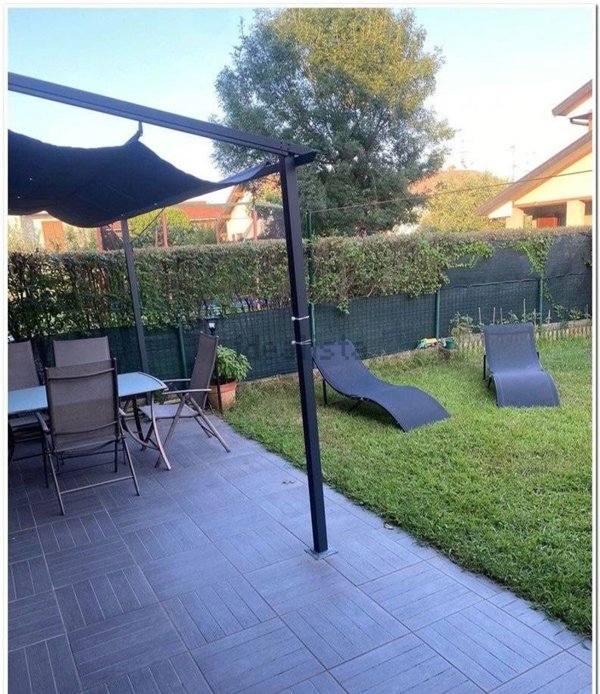 casa indipendente in vendita ad Abbiategrasso