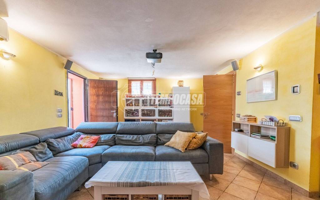 casa indipendente in vendita ad Abbiategrasso