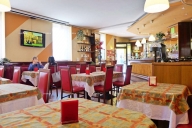 negozio in vendita ad Abbiategrasso