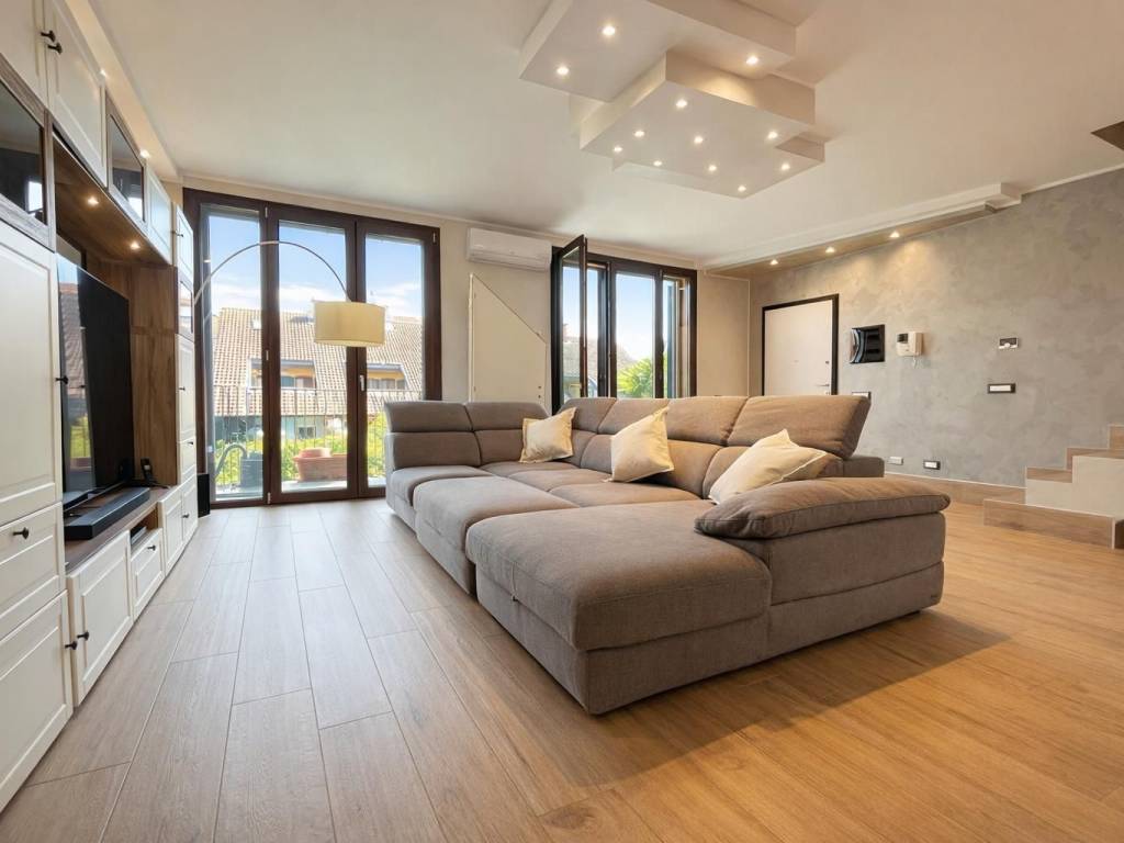 appartamento in vendita ad Abbiategrasso in zona Castelletto