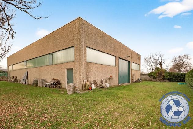 casa indipendente in vendita ad Abbiategrasso