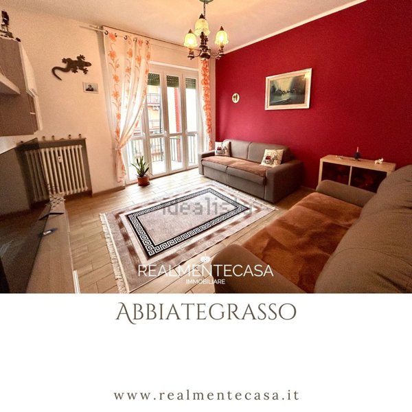 appartamento in vendita ad Abbiategrasso in zona Mendosio