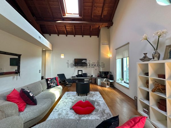 pentavano in vendita ad Abbiategrasso