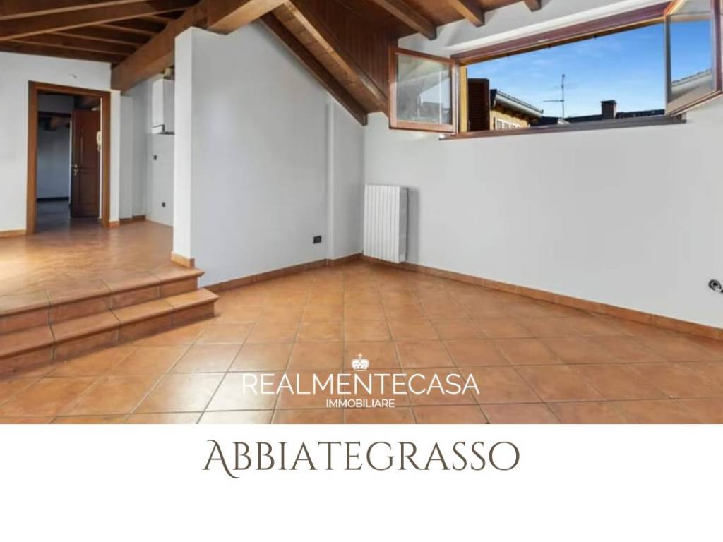 appartamento in vendita ad Abbiategrasso in zona Castelletto
