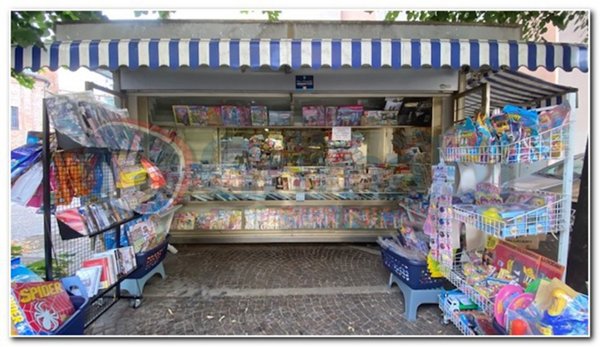 negozio in vendita ad Abbiategrasso