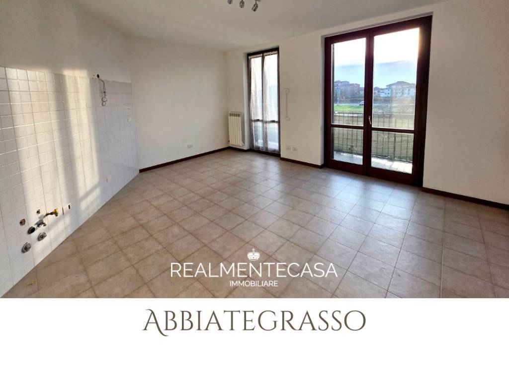 appartamento in vendita ad Abbiategrasso in zona Castelletto