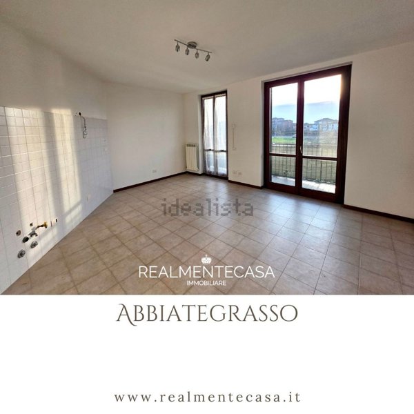 appartamento in vendita ad Abbiategrasso in zona Castelletto