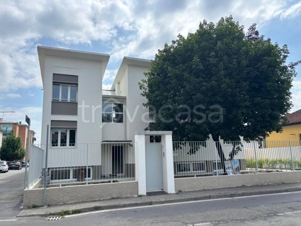 appartamento in vendita ad Abbiategrasso