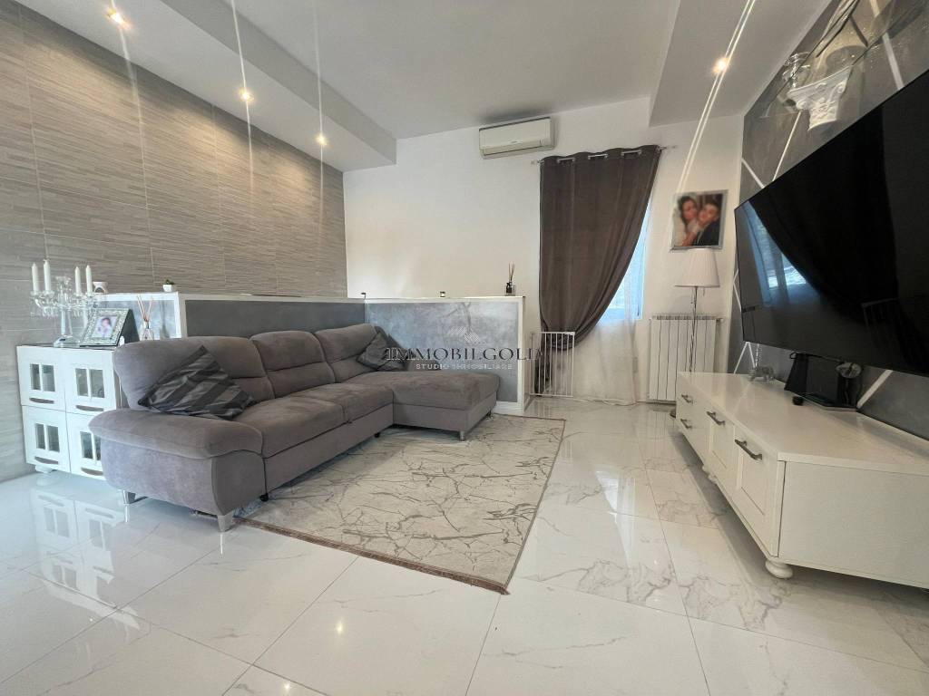 casa indipendente in vendita ad Abbiategrasso