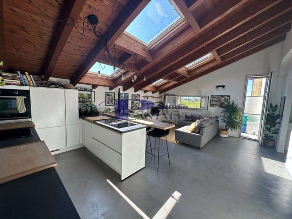 appartamento in vendita ad Abbiategrasso in zona Castelletto