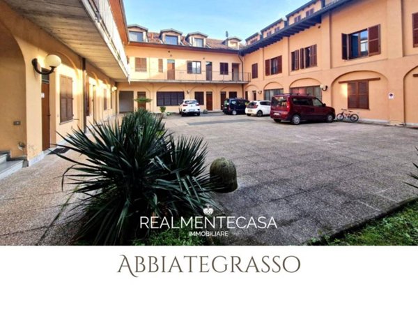 appartamento in vendita ad Abbiategrasso in zona Castelletto