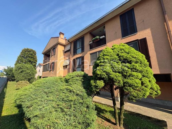appartamento in vendita ad Abbiategrasso in zona Castelletto
