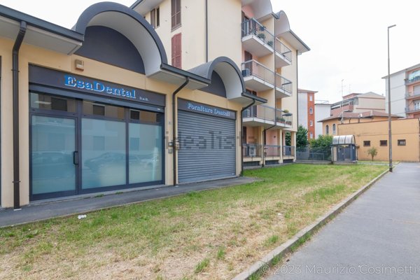 ufficio in vendita ad Abbiategrasso