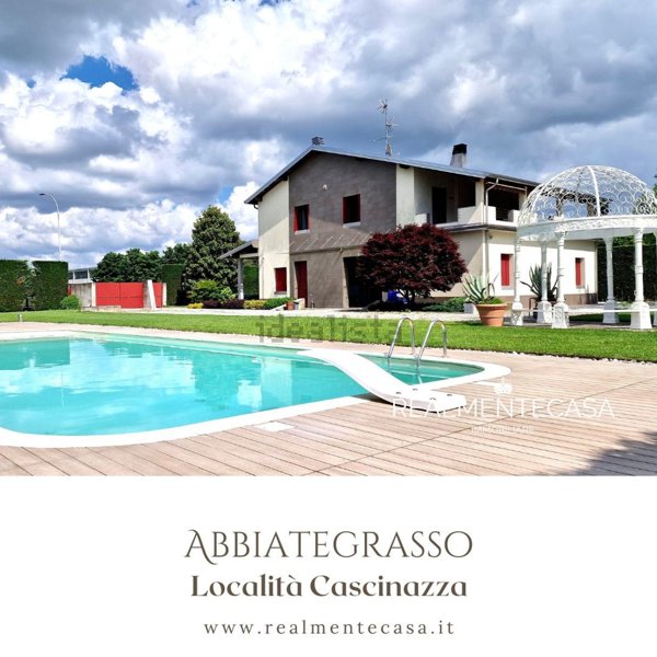 casa indipendente in vendita ad Abbiategrasso
