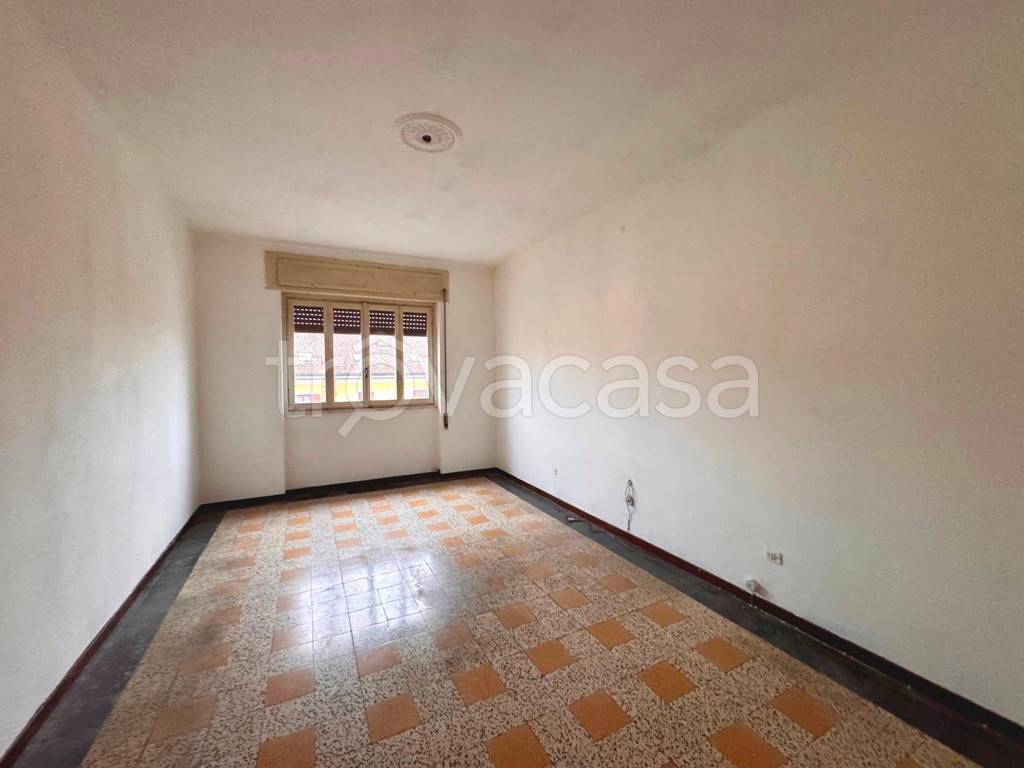 appartamento in vendita ad Abbiategrasso in zona Castelletto