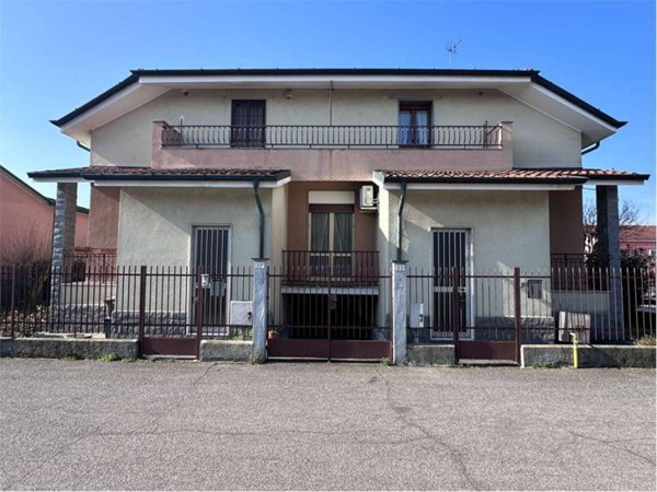casa indipendente in vendita ad Abbiategrasso