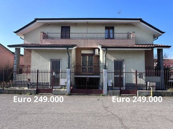 casa indipendente in vendita ad Abbiategrasso