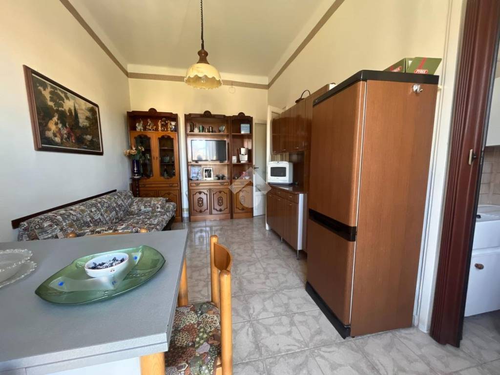 appartamento in vendita ad Abbiategrasso in zona Mendosio