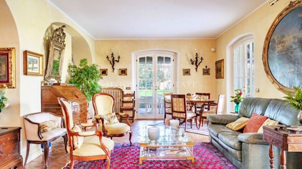 casa indipendente in vendita ad Abbiategrasso