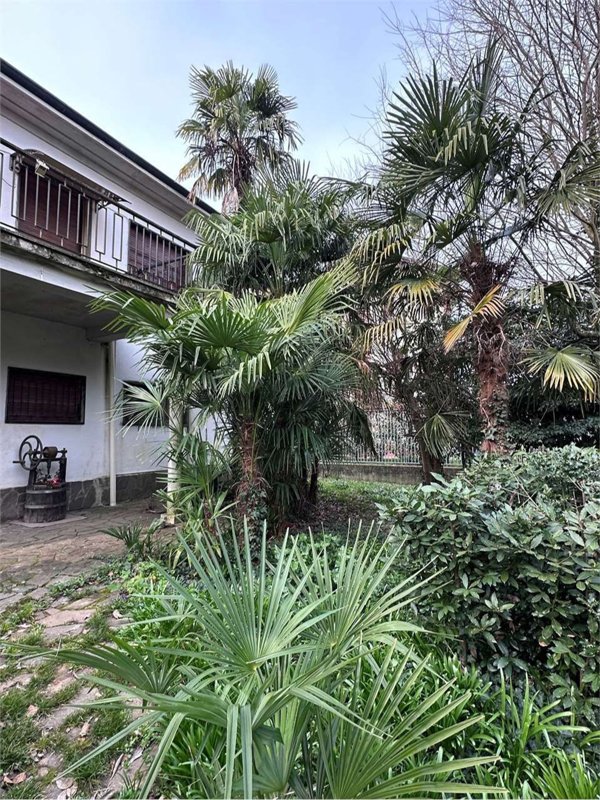 casa indipendente in vendita ad Abbiategrasso