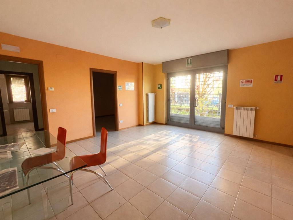 ufficio in vendita ad Abbiategrasso