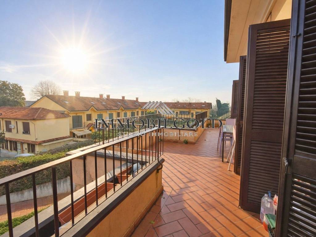 appartamento in vendita ad Abbiategrasso in zona Castelletto