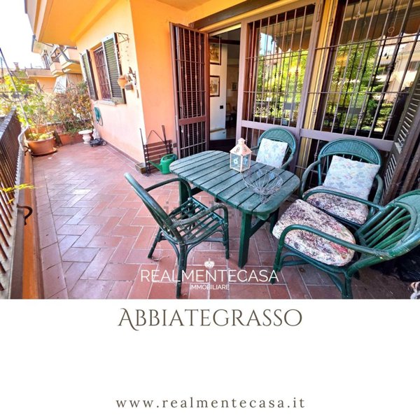 appartamento in vendita ad Abbiategrasso in zona Castelletto