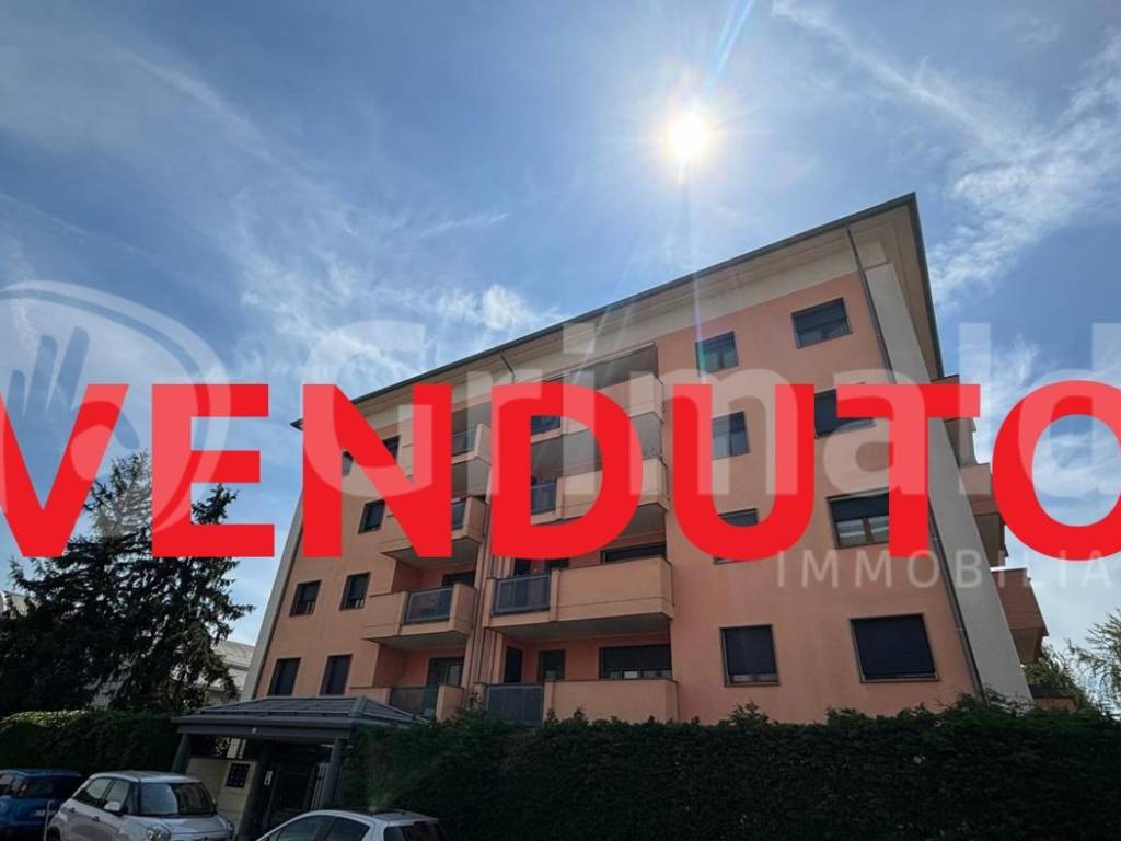 appartamento in vendita ad Abbiategrasso in zona Castelletto