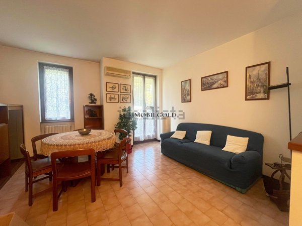appartamento in vendita ad Abbiategrasso in zona Castelletto
