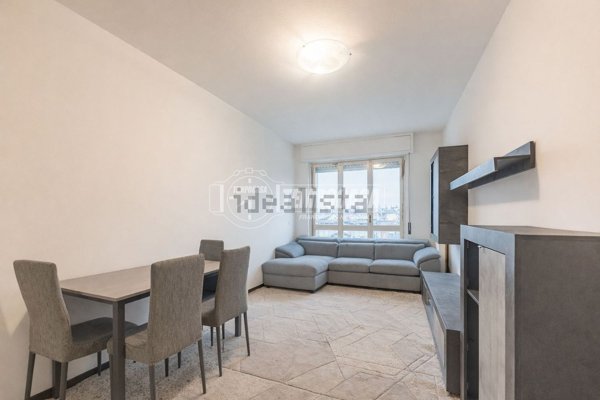 appartamento in vendita ad Abbiategrasso in zona Castelletto