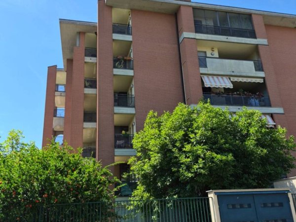 appartamento in vendita ad Abbiategrasso in zona Castelletto