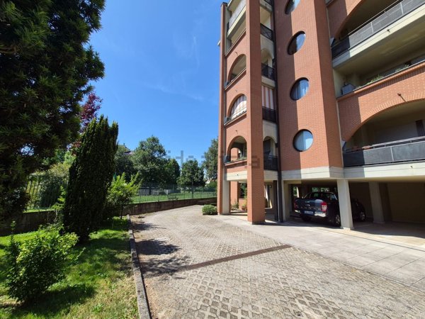 appartamento in vendita ad Abbiategrasso in zona Castelletto