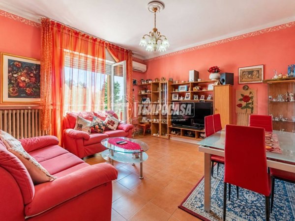 appartamento in vendita ad Abbiategrasso in zona Castelletto