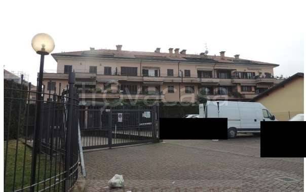 appartamento in vendita ad Abbiategrasso in zona Castelletto