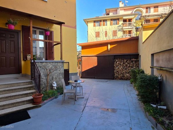 casa indipendente in vendita ad Abbiategrasso