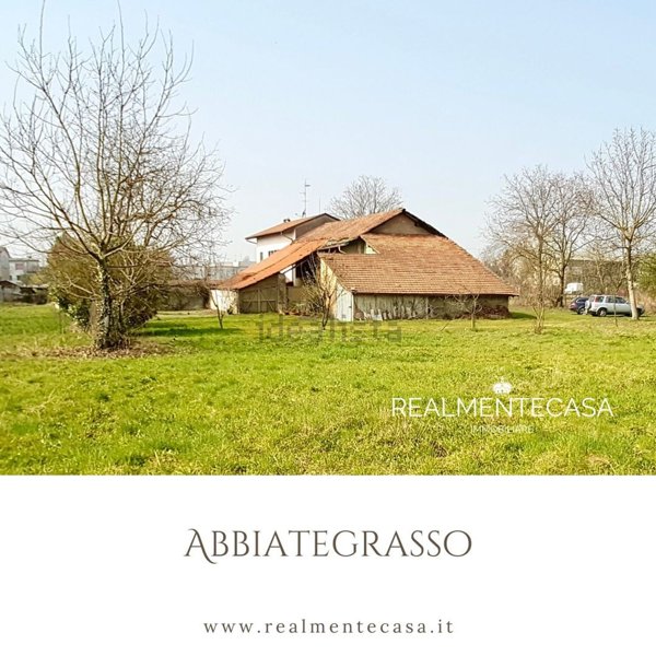 appartamento in vendita ad Abbiategrasso in zona Castelletto