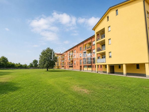 appartamento in vendita ad Abbiategrasso in zona Castelletto