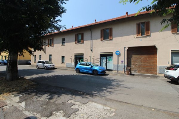 ufficio in vendita ad Abbiategrasso