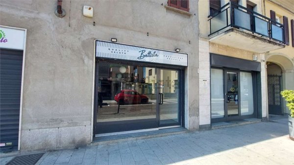 ufficio in vendita ad Abbiategrasso
