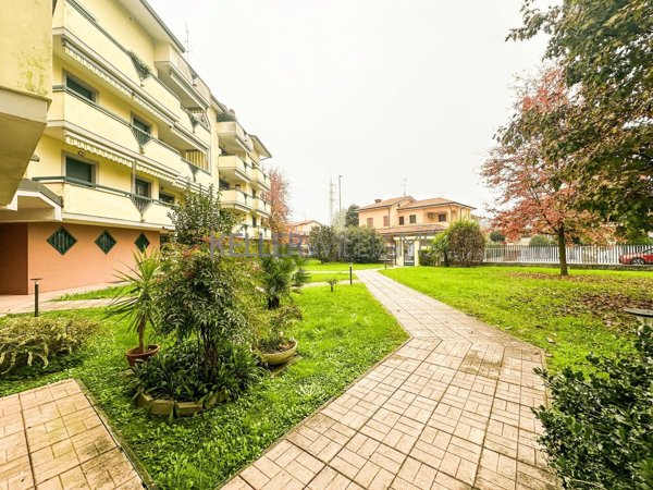 appartamento in vendita ad Abbiategrasso in zona Castelletto