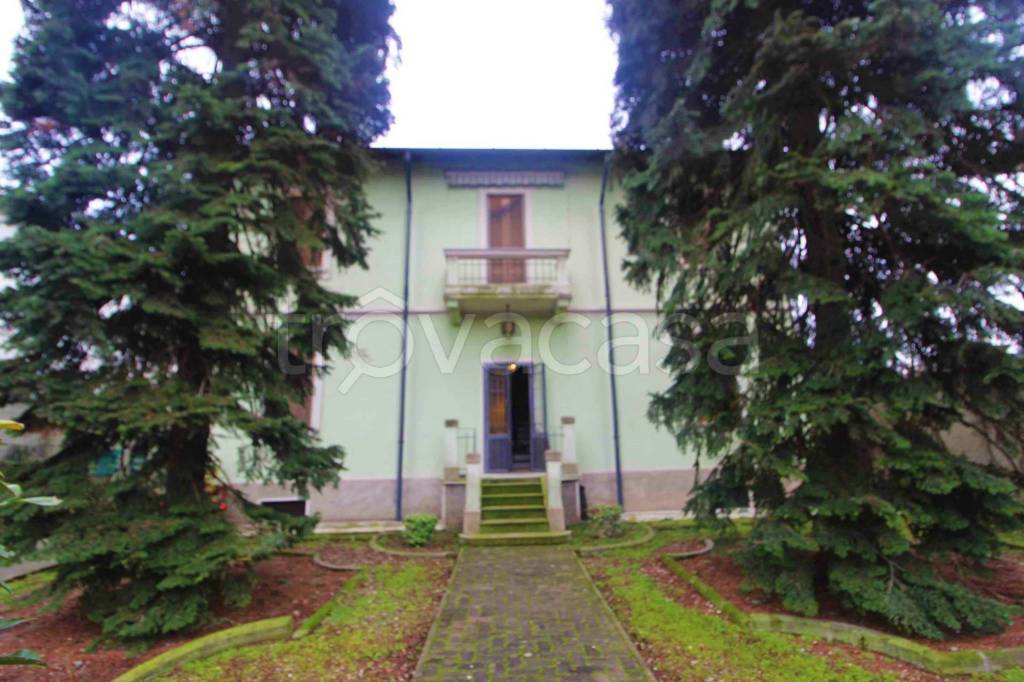 casa indipendente in vendita ad Abbiategrasso