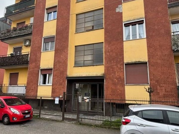appartamento in vendita ad Abbiategrasso in zona Castelletto