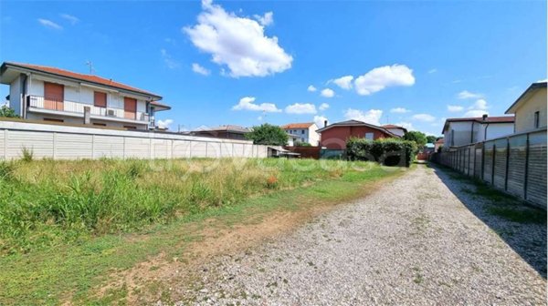 casa indipendente in vendita ad Albairate