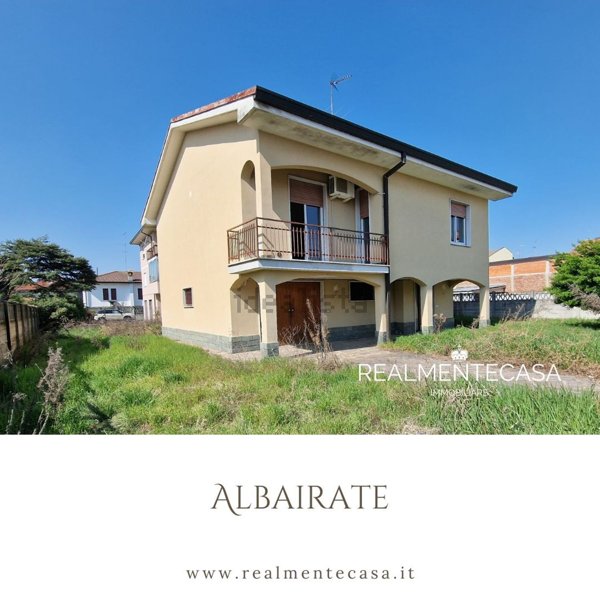 casa indipendente in vendita ad Albairate